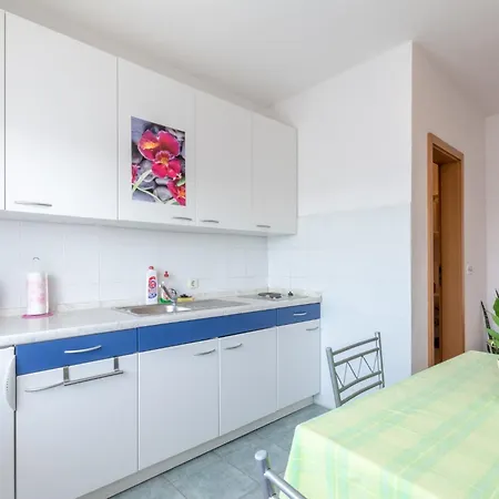 Πανσιόν Mimi 3*